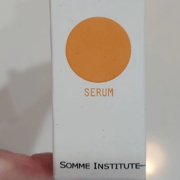 Dermstore's July Beautyfix Beauty Box - Picture 2 of 5